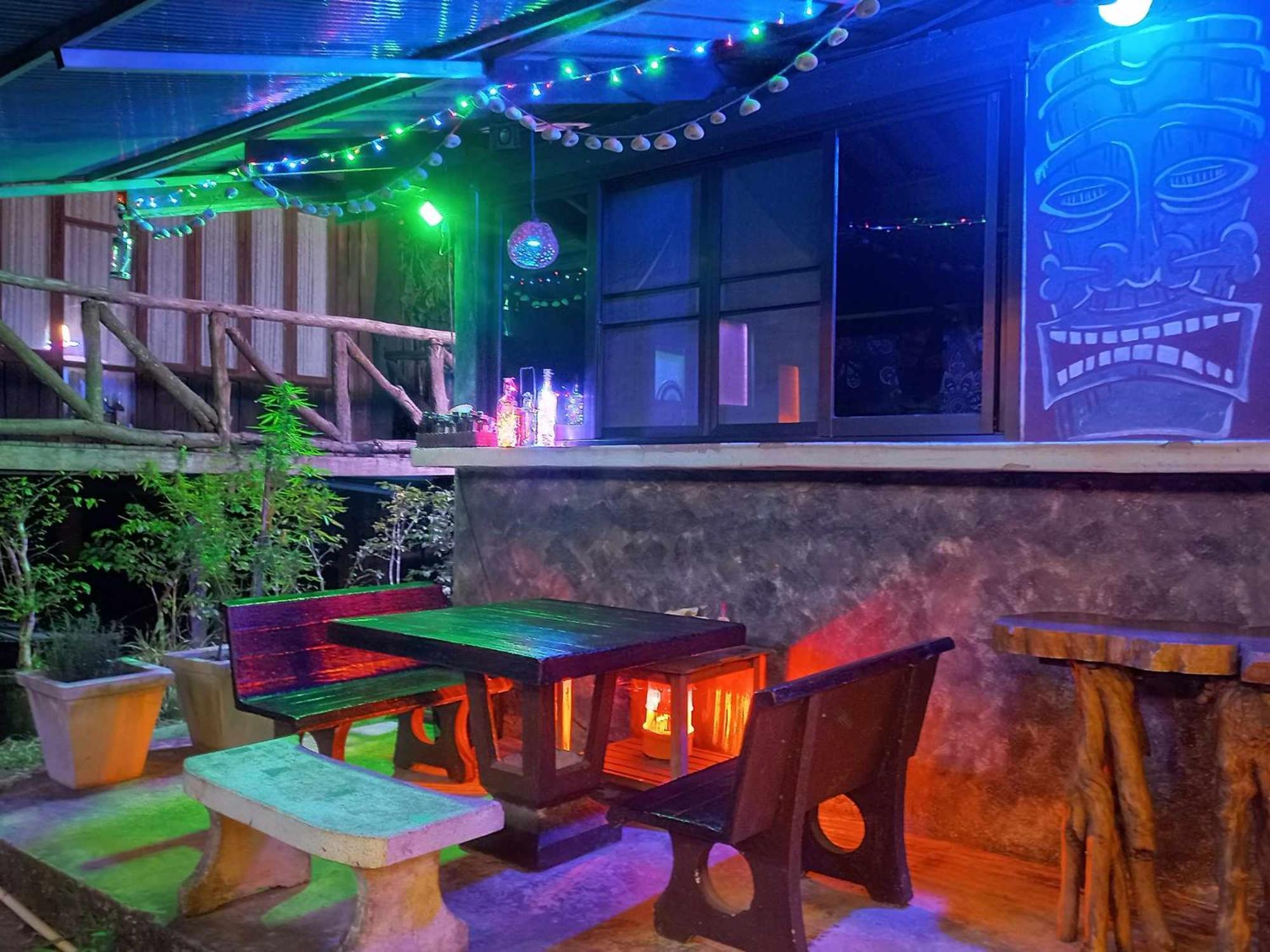 Bar Horizon Hostel Chumphon Bagian luar foto